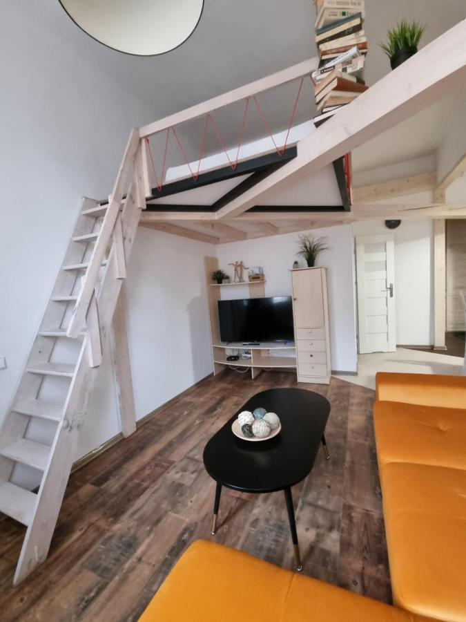 Dp Art 4 Old Town Self Check In Appartement Kaunas Buitenkant foto